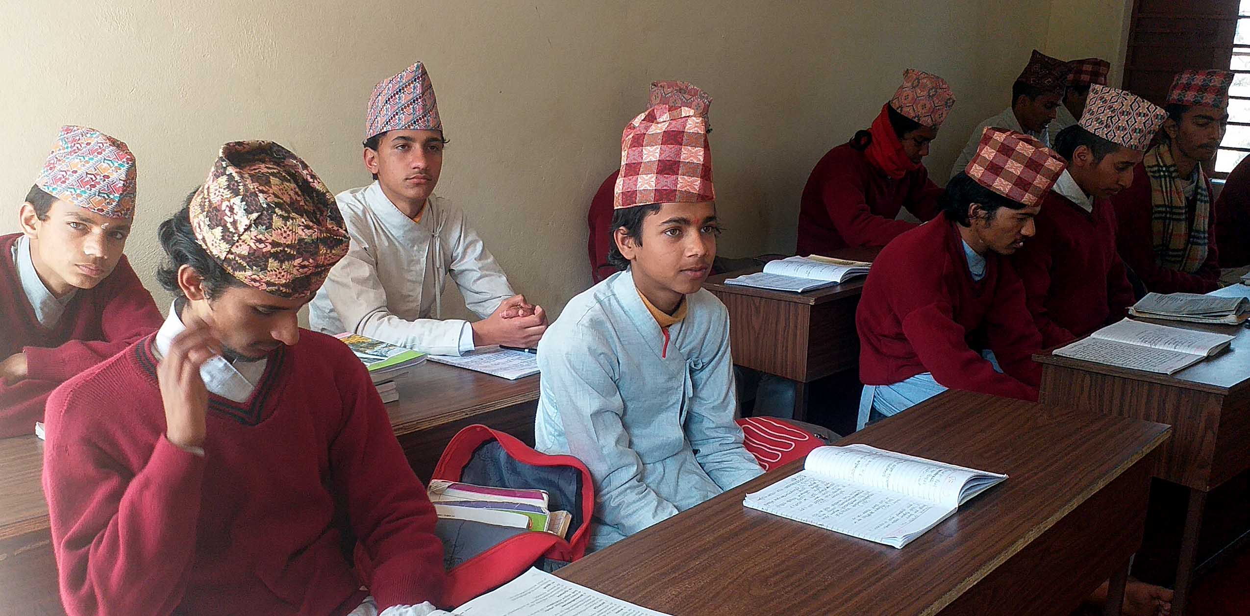 संस्कार सिकाउँदै संस्कृत शिक्षा