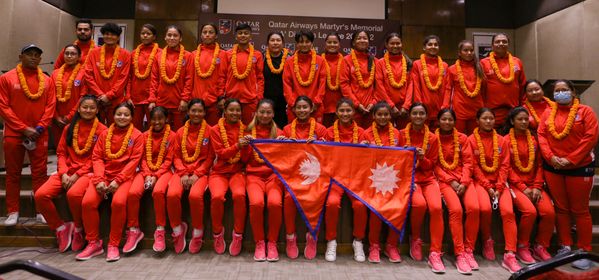 साफ च्याम्पियनसिप खेल्न जाने नेपाली महिला फुटबल टोलीको बिदाई
