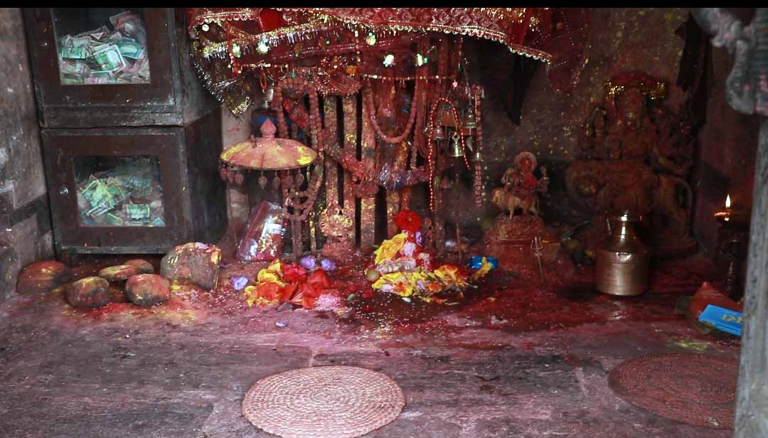 दुई पटक अलप भएर दरबारमा बस्न नरुचाएकी महारानी : खाँडादेवी