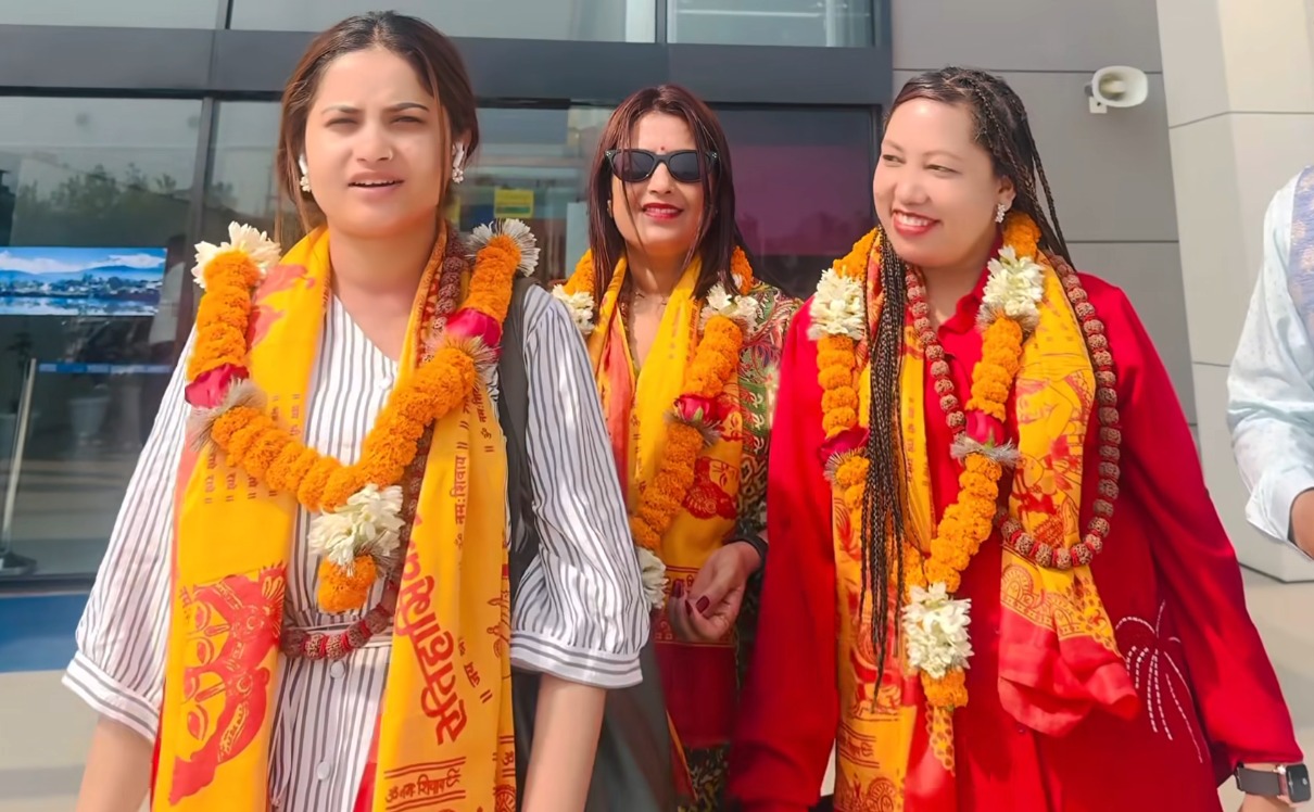 गायिका एलिना चौहान पोखरामा, कोटिहोममा प्रस्तुति दिने
