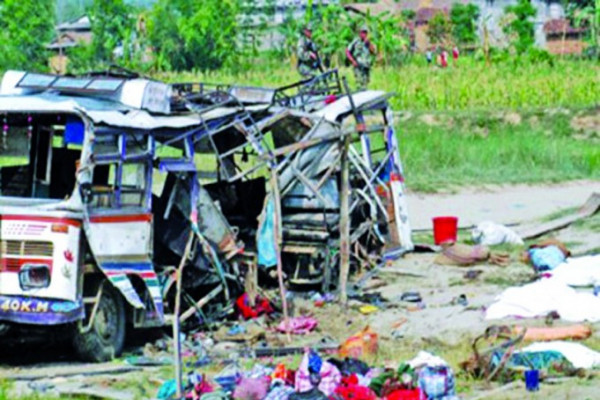 बाँदरमुढे घटनाको १७ वर्षः पीडित अझै न्यायको पखाईमा