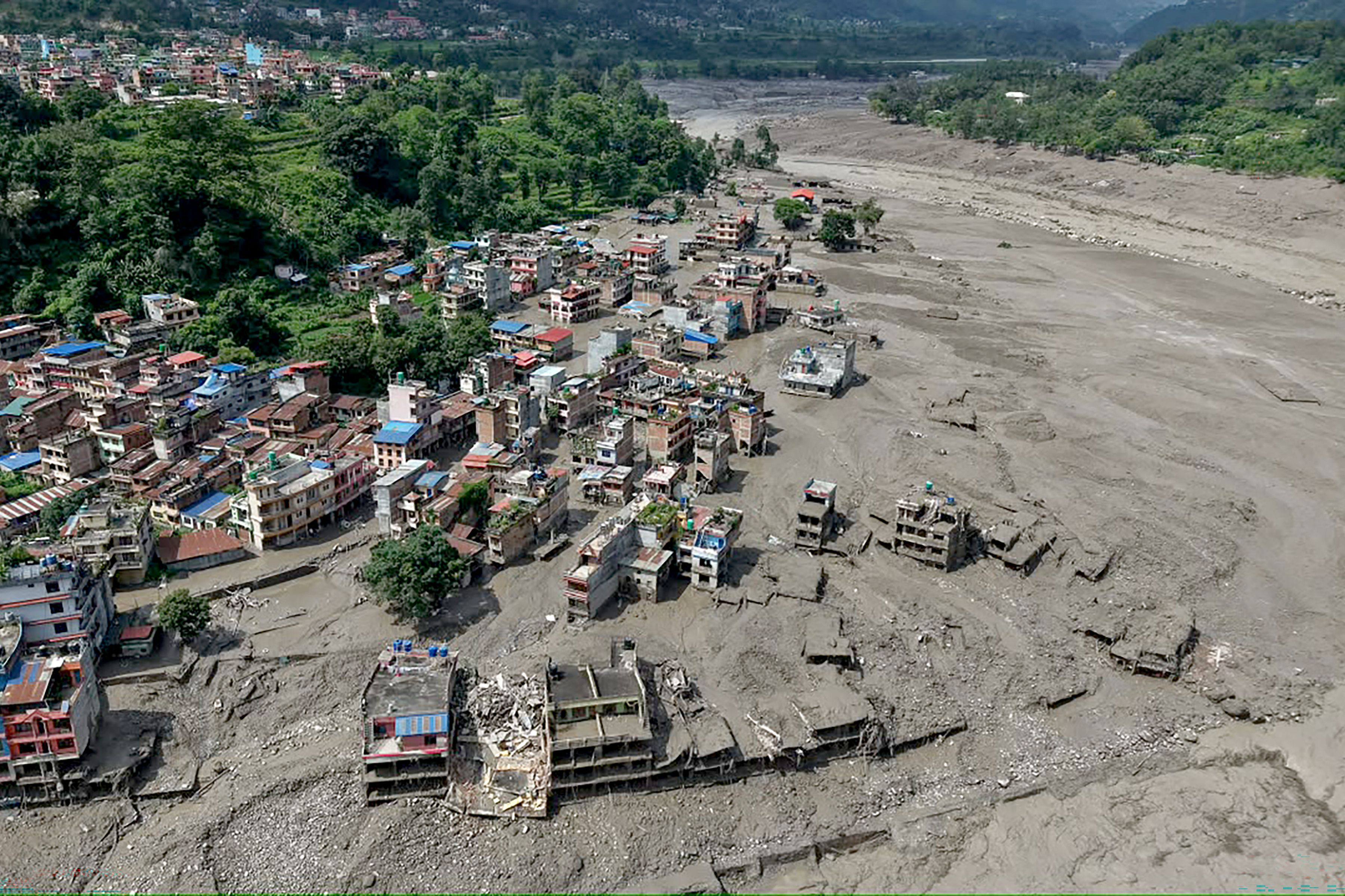 भोटेकोशीको बाढी : विपद्मा राज्य, समाज र नागरिकको परीक्षा