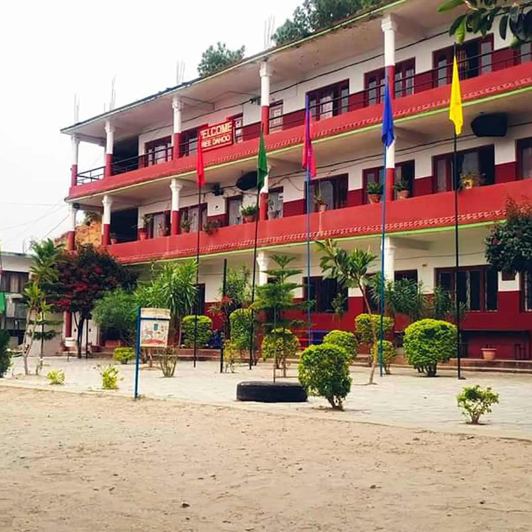 सामुदायिक विद्यालय : सबै कोठामा आधुनिक प्रविधि