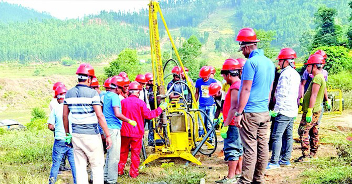 दैलेखमा पेट्रोलियम पदार्थ उत्खनन् गर्न दुईवर्ष समय थप