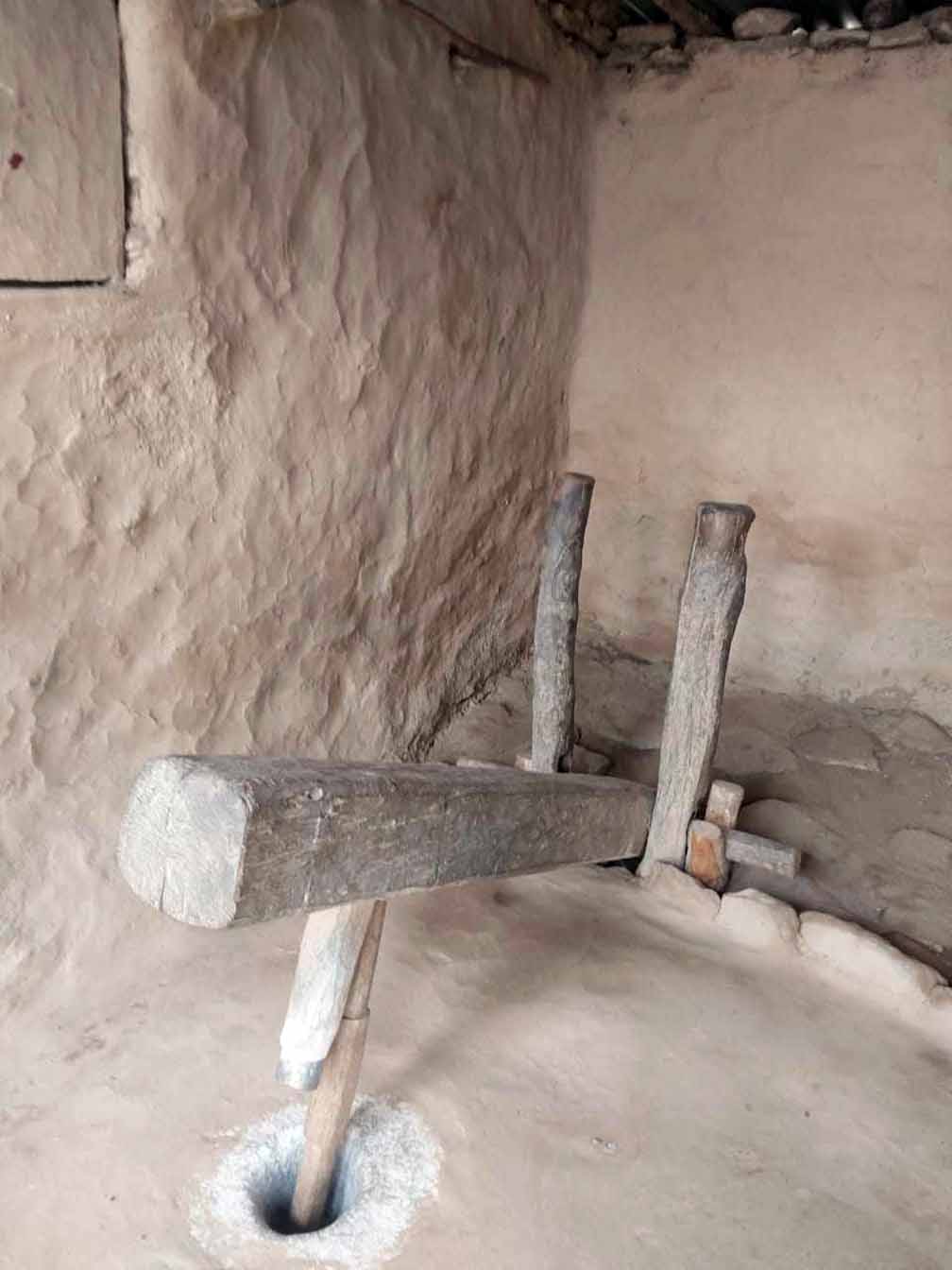 अचेल गाउँघरमा देखिँदैनन् ढिँकीजाँतो