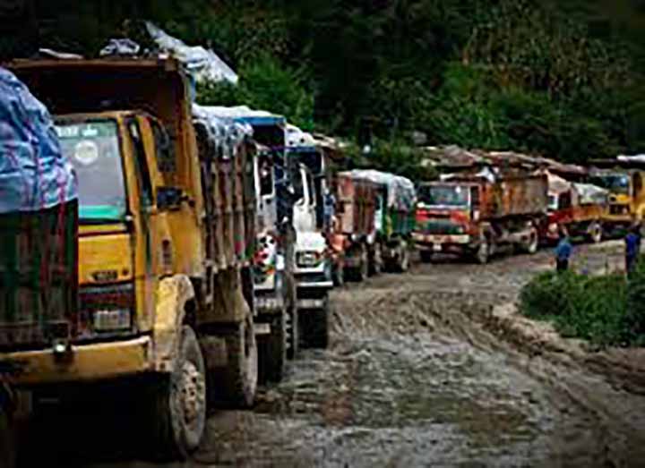 स्थानीयको अवरोध कायमै, फोहर व्यवस्थापनमा समस्या