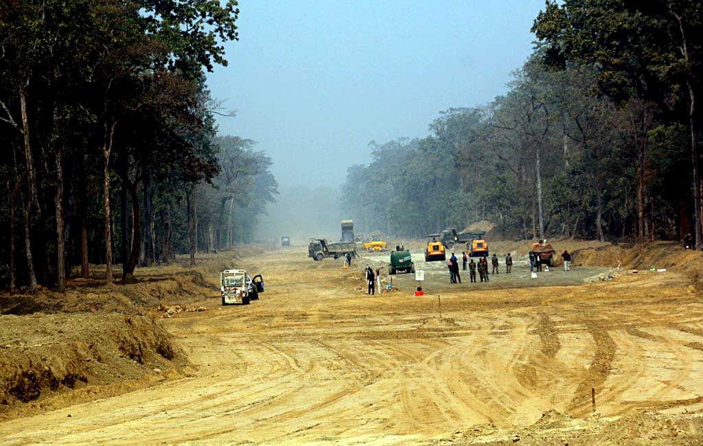 रक्षा विश्वविद्यालयबाट सेनाले किन झिक्यो  हात ?