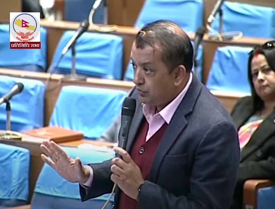 डामेका र पोलेका झन्डावालाहरूलाई झन्डा छोपेर घर पठाऔं: गगन थापा
