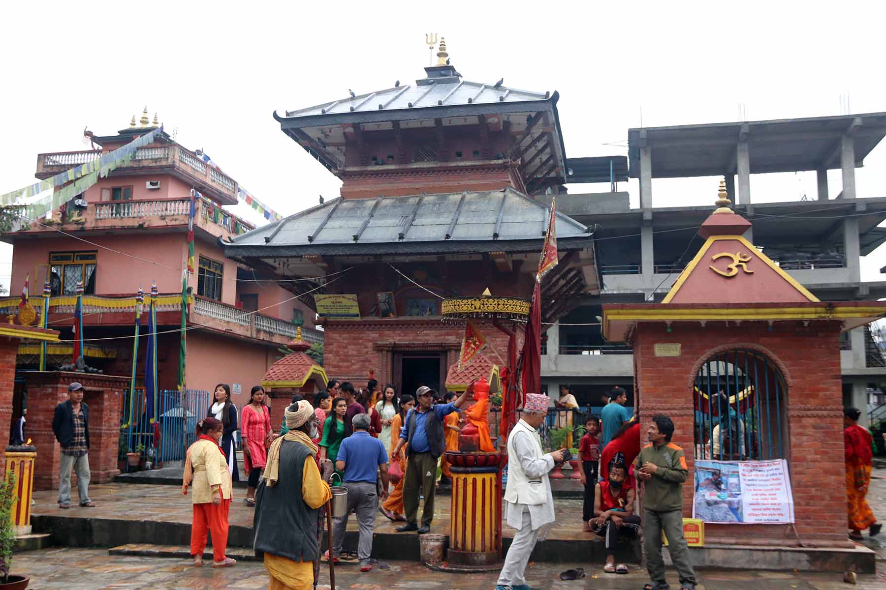 साउनको चौथो सोमबार: देशभरका शिवालयमा भक्तजनको लाम