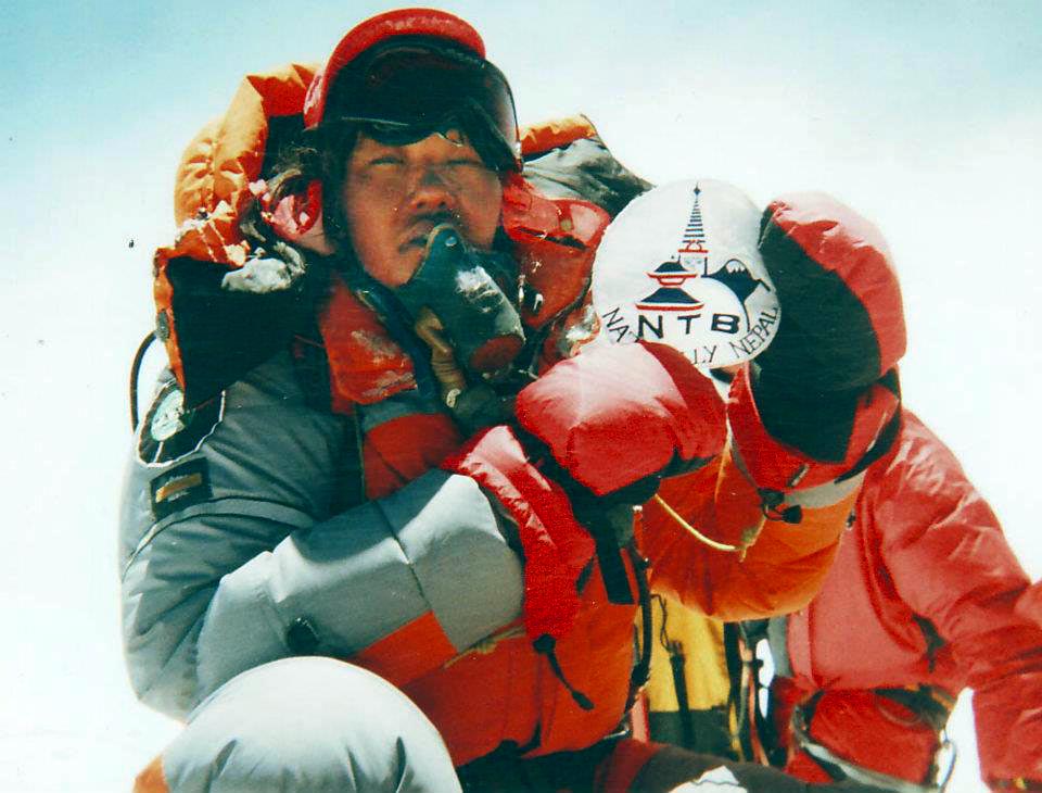 Junita in Mt Everest 2009