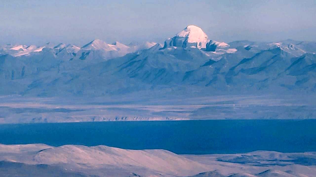 पर्यटनमा नयाँ गन्तव्यः पर्वतीय उडानबाट कैलाश मानसरोवर दर्शन