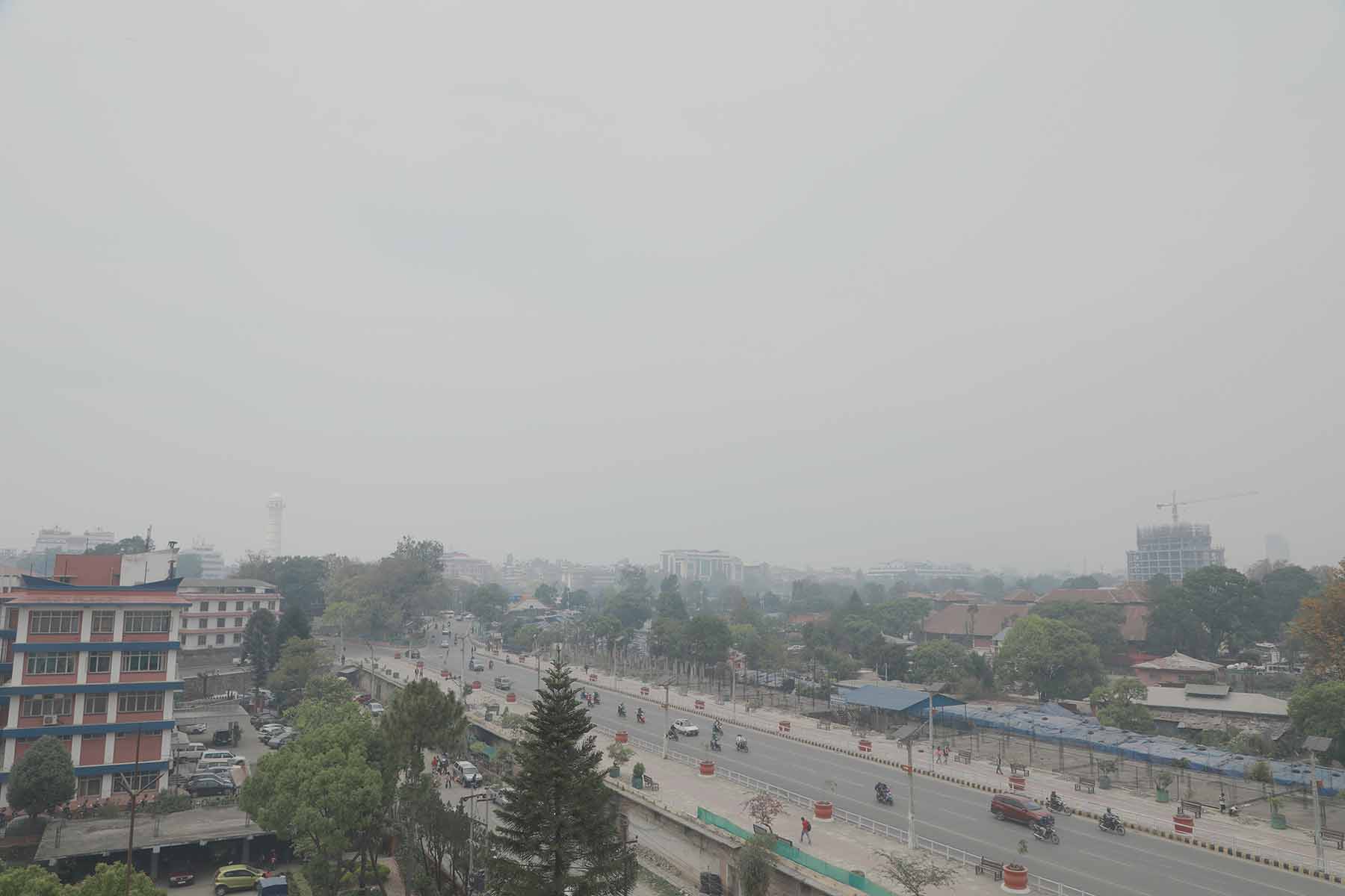 कहिले खुल्छ काठमाडौँको आकाश ?