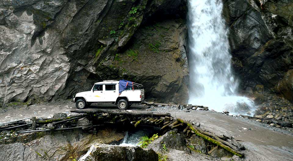 मनाङको सडक छैन सहज