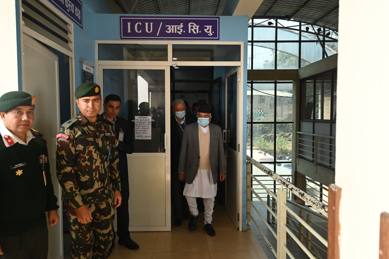 राष्ट्रपतिले कीर्तिपुर पुगेर लिए अर्थमन्त्रीको स्वास्थ्य अवास्थाबारे जानकारी