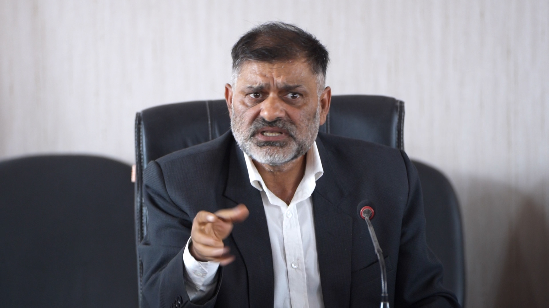 ‘एमआरपी लागू भए नभएको हेर्ने कामलाई ‘आतंककारी’ शैली भन्न मिल्दैन’