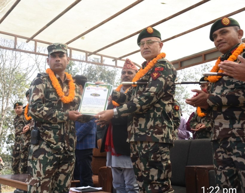 सेनाले गर्यो हरिहरपुरगढी–सिन्धुलीगढी पदयात्रा