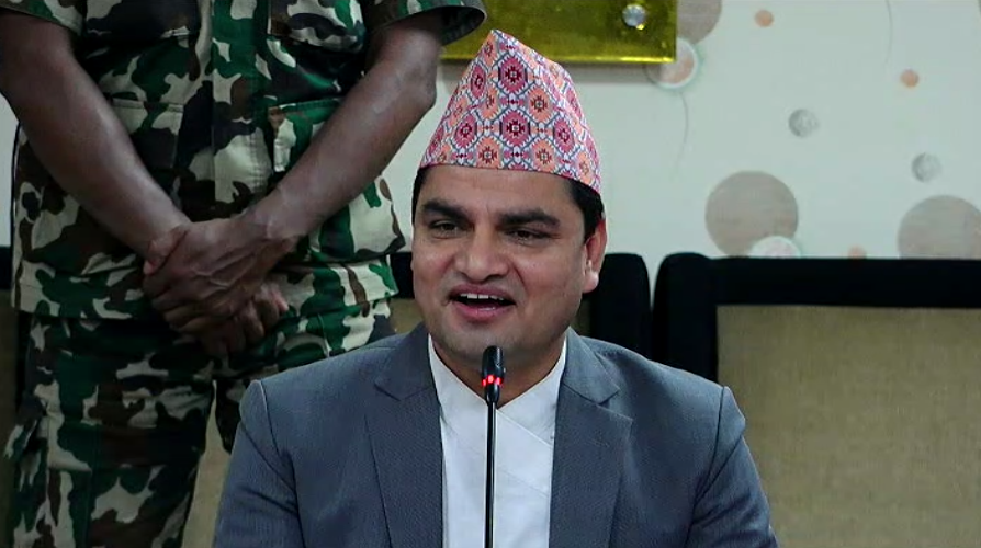 निजी मेडिकल कलेजको सम्बन्धन खारेज गरिदिने मन्त्री पौडेलको चेतावनी
