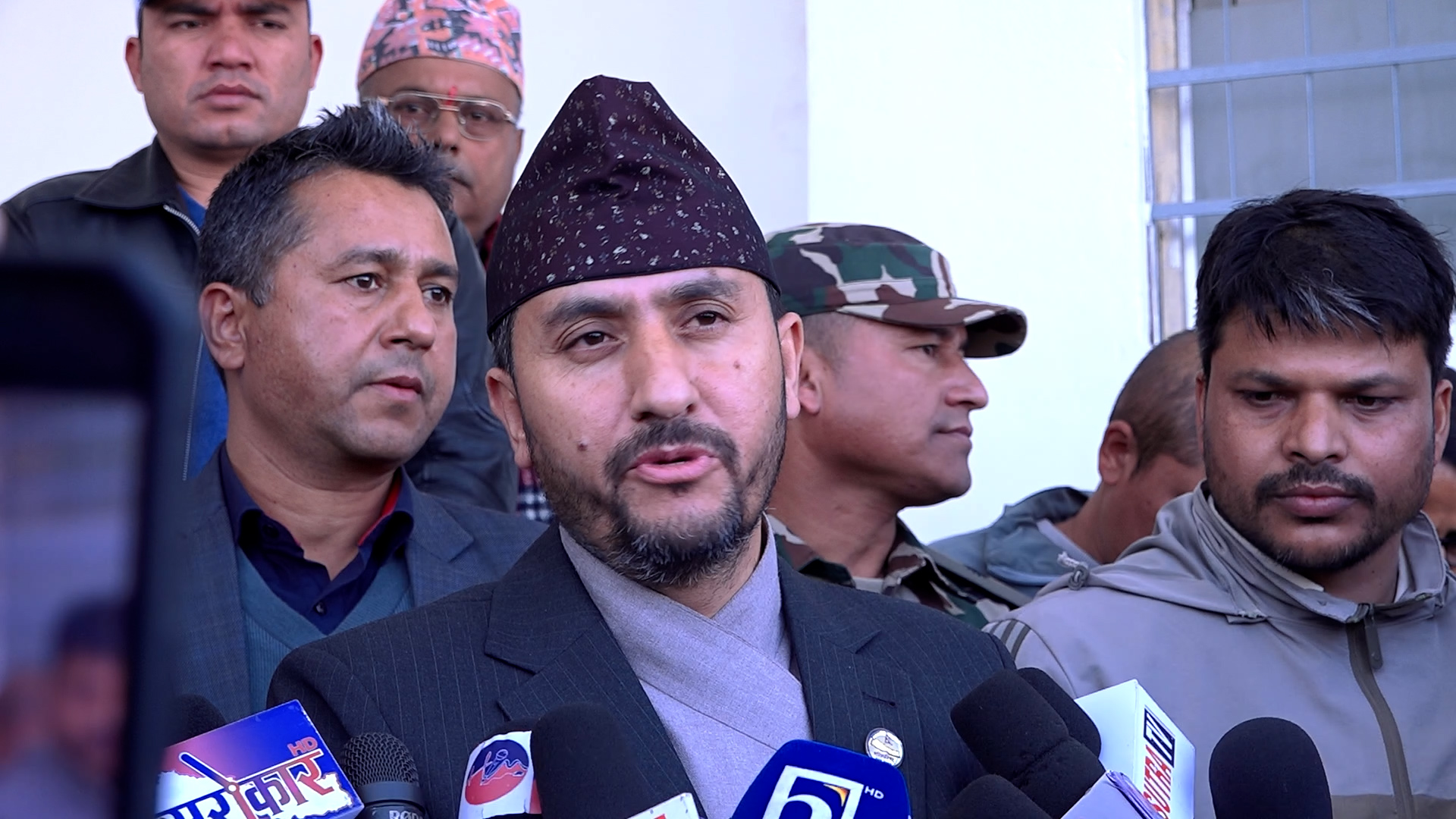 ‘देश चुनावमा होमिएको छ, एमालेपनि चुनावमा जान तयार छ’