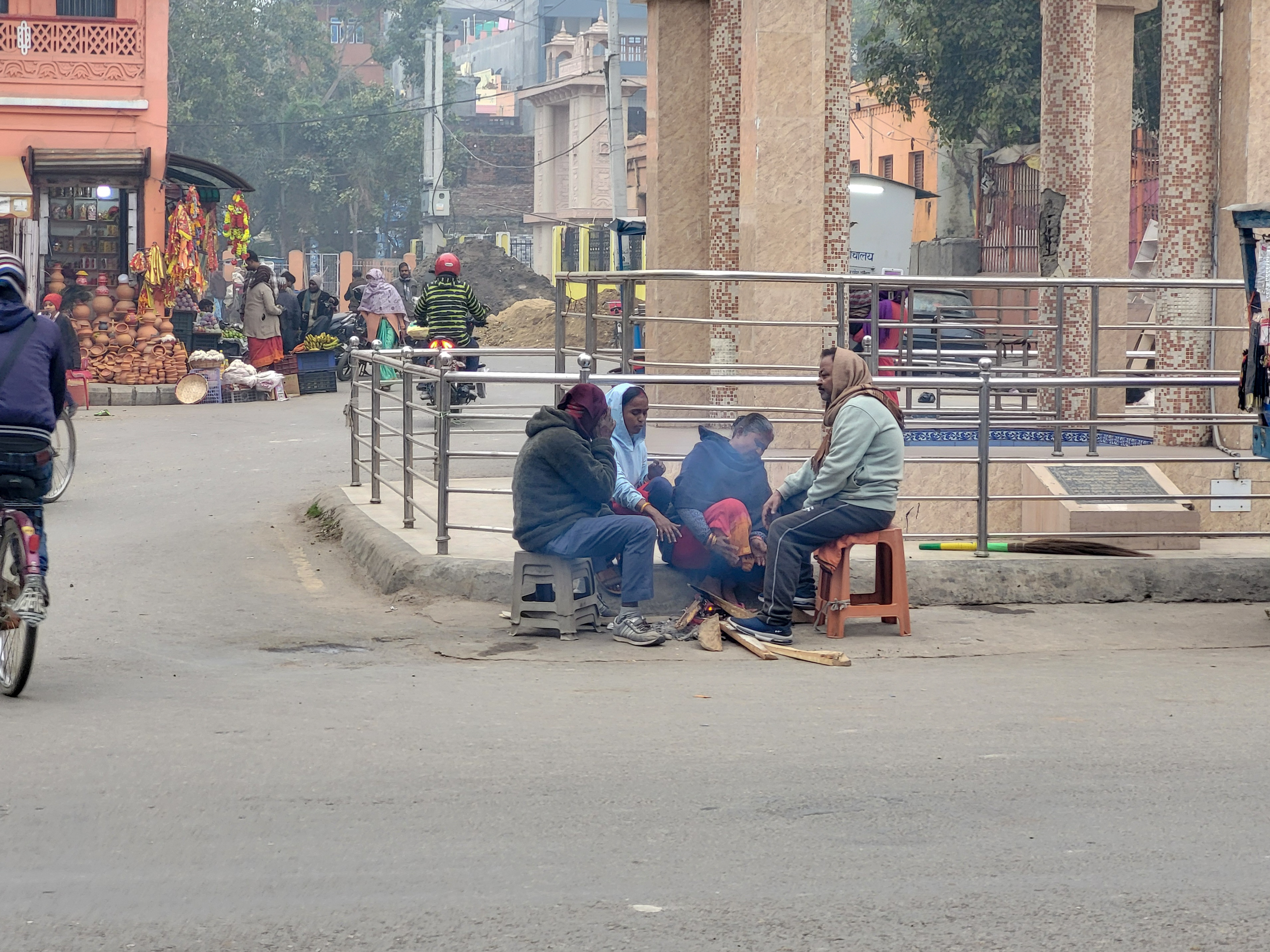 धनुषामा चिसोको प्रभाव : मानिस र पशुधन दुवै प्रभावित