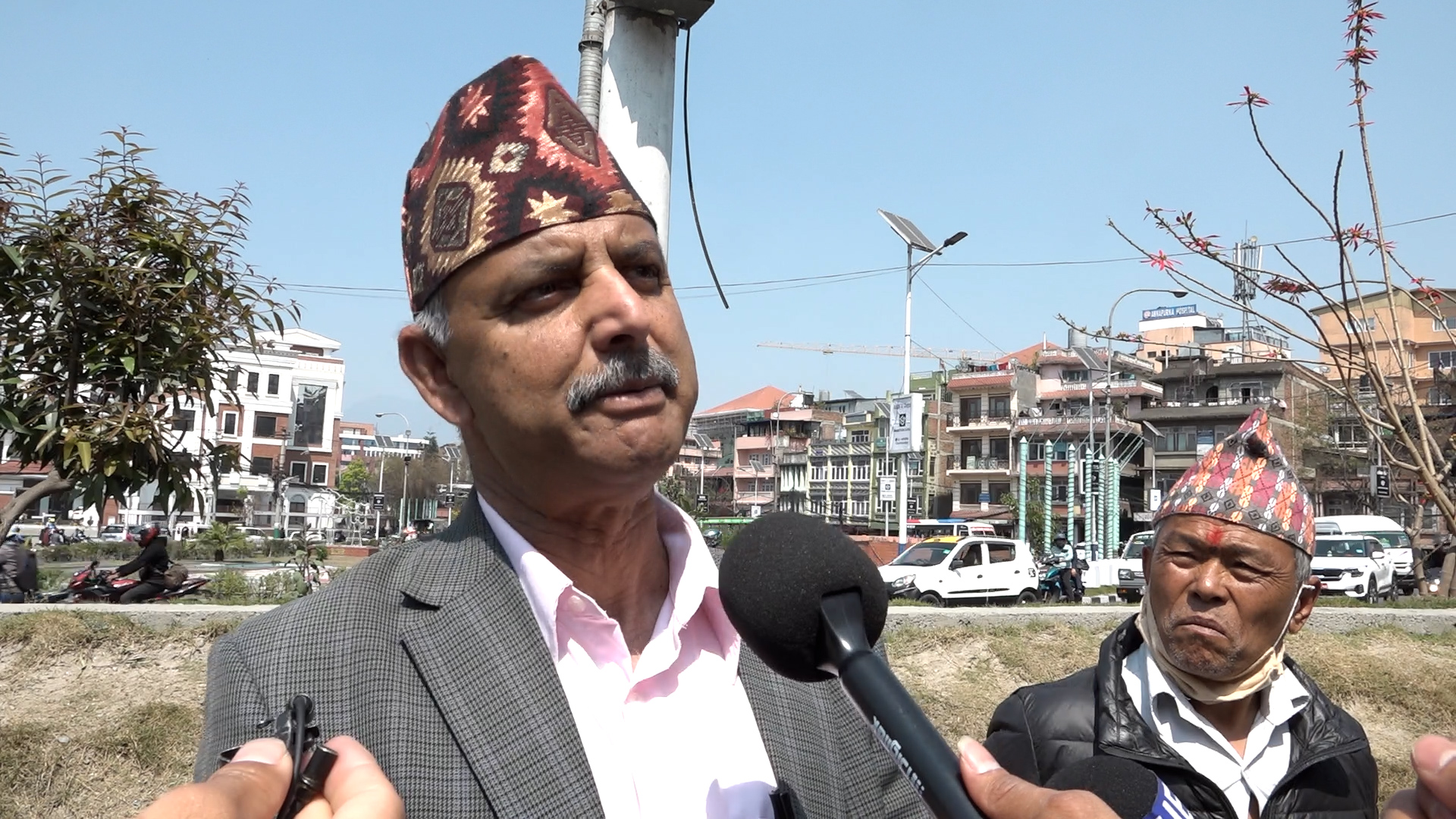कुलमानको वर्खास्तविरुद्ध प्रदर्शन, सरकार फाल्ने उदघोष