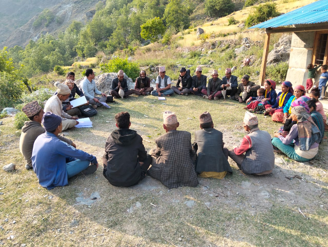 हुम्लामा बस्तीबाटै योजना छनोट : चर्पीदेखि बृद्धाश्रम केन्द्रसम्म