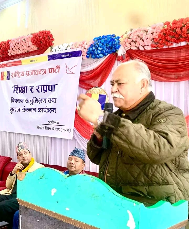 फोहोरी राजनीतिबाट युवाहरू टाढा हुनुपर्छ – नेता सिंह