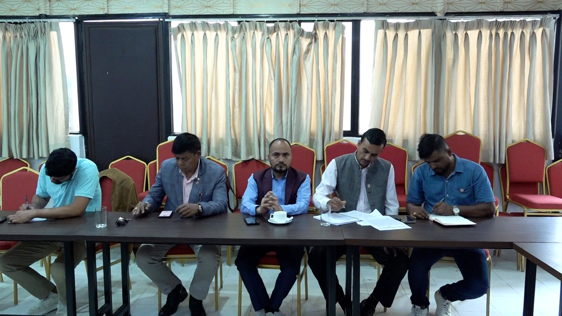 युवा गैरसरकारी संस्था महासंघको नेतृत्वमा आन्दोलन गर्ने घोषणा