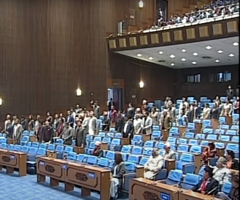 विपक्षी सांसदहरुको विरोधपछि संसद बैठक स्थगित