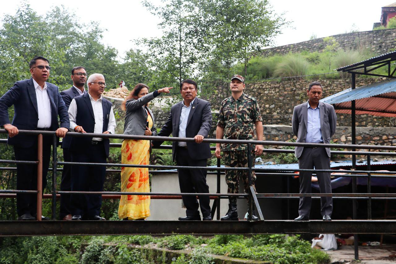 उपप्रधानमन्त्री सिंह धोबिखोलाको निरीक्षणमा, अतिक्रमित जमीन खाली गरिने