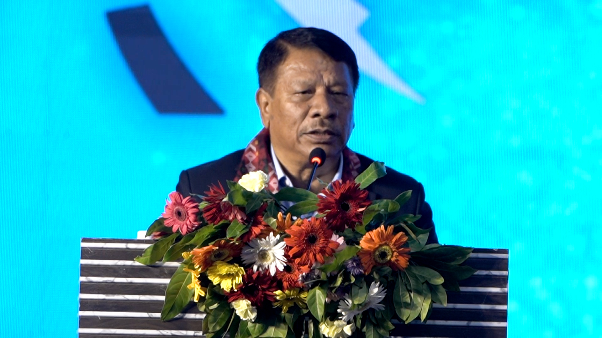 नेपालको भूवनावट अनुसार सिमेन्टको प्रयोग जरुरी छ : मन्त्री सिंह
