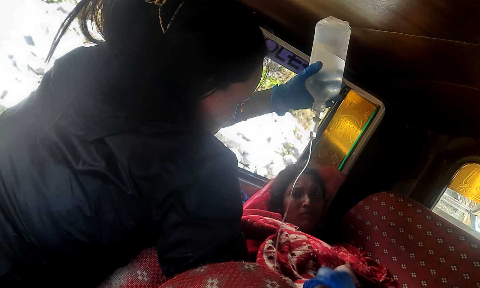 दुर्गमको नियति : बाटोमै मृत बच्चा जन्माइन नर्मताले