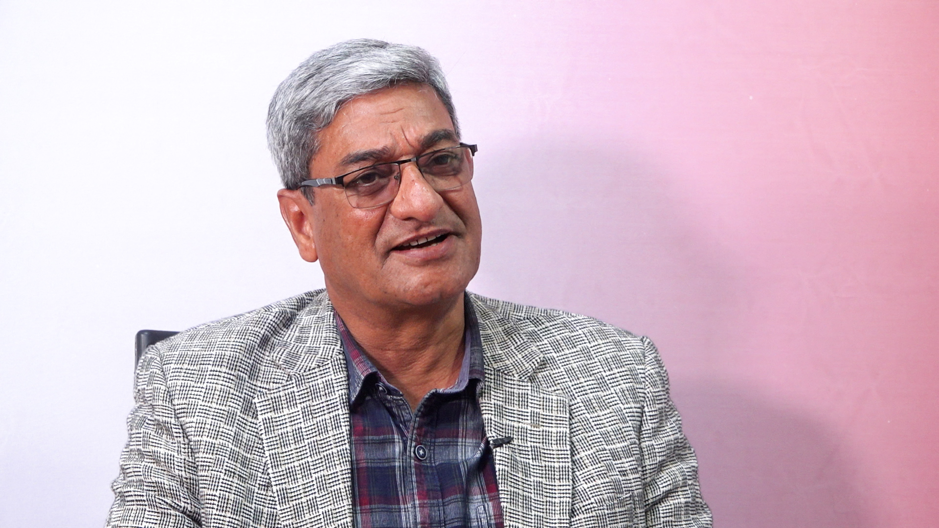 स्ववियु निर्वाचन शान्तिपूर्ण वातावरणमा गराउन प्रहरीलाई गृहमन्त्रीको निर्देशन