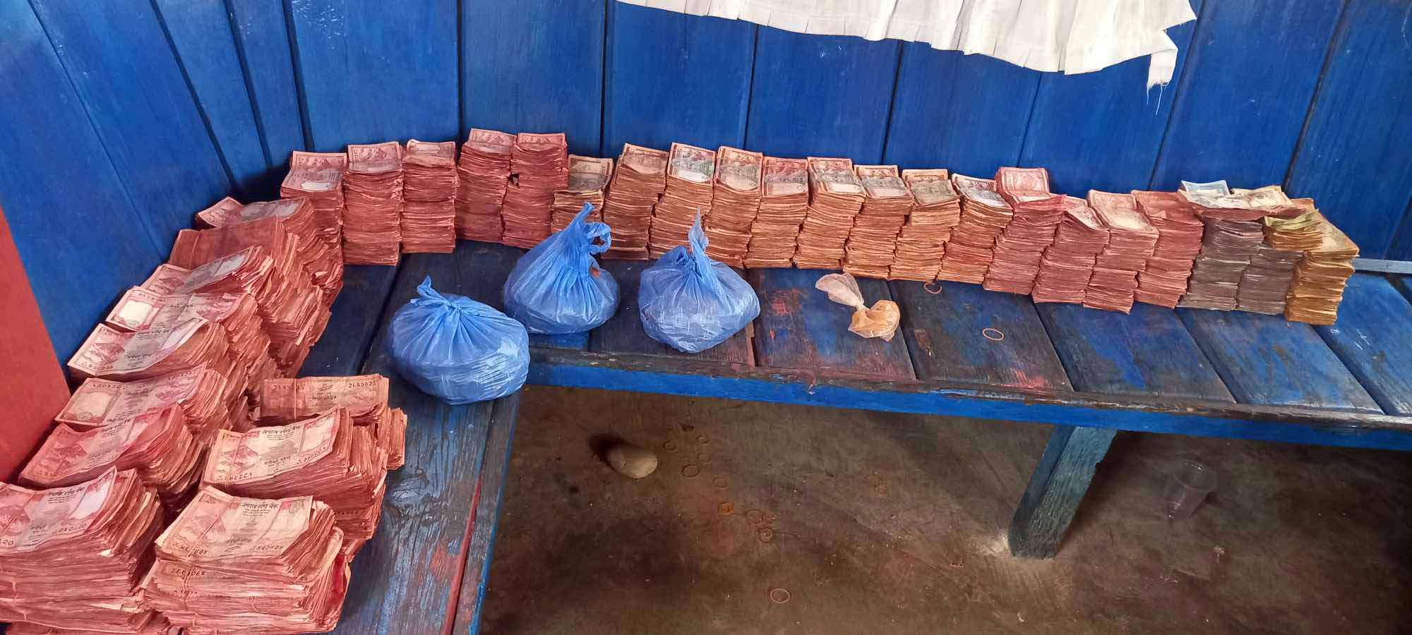गोसाइँकुण्डमा रु तीनलाख भेटी सङ्कलन
