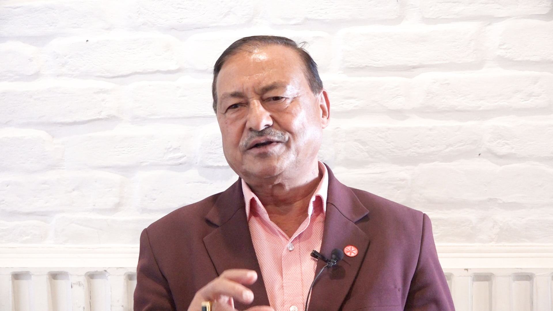 व्यवसायीलाई ‘छाताभित्र घामपानी ओतिने’ अनुभूति गराउने गरी काम गर्छु : शिव प्रसाद घिमिरे