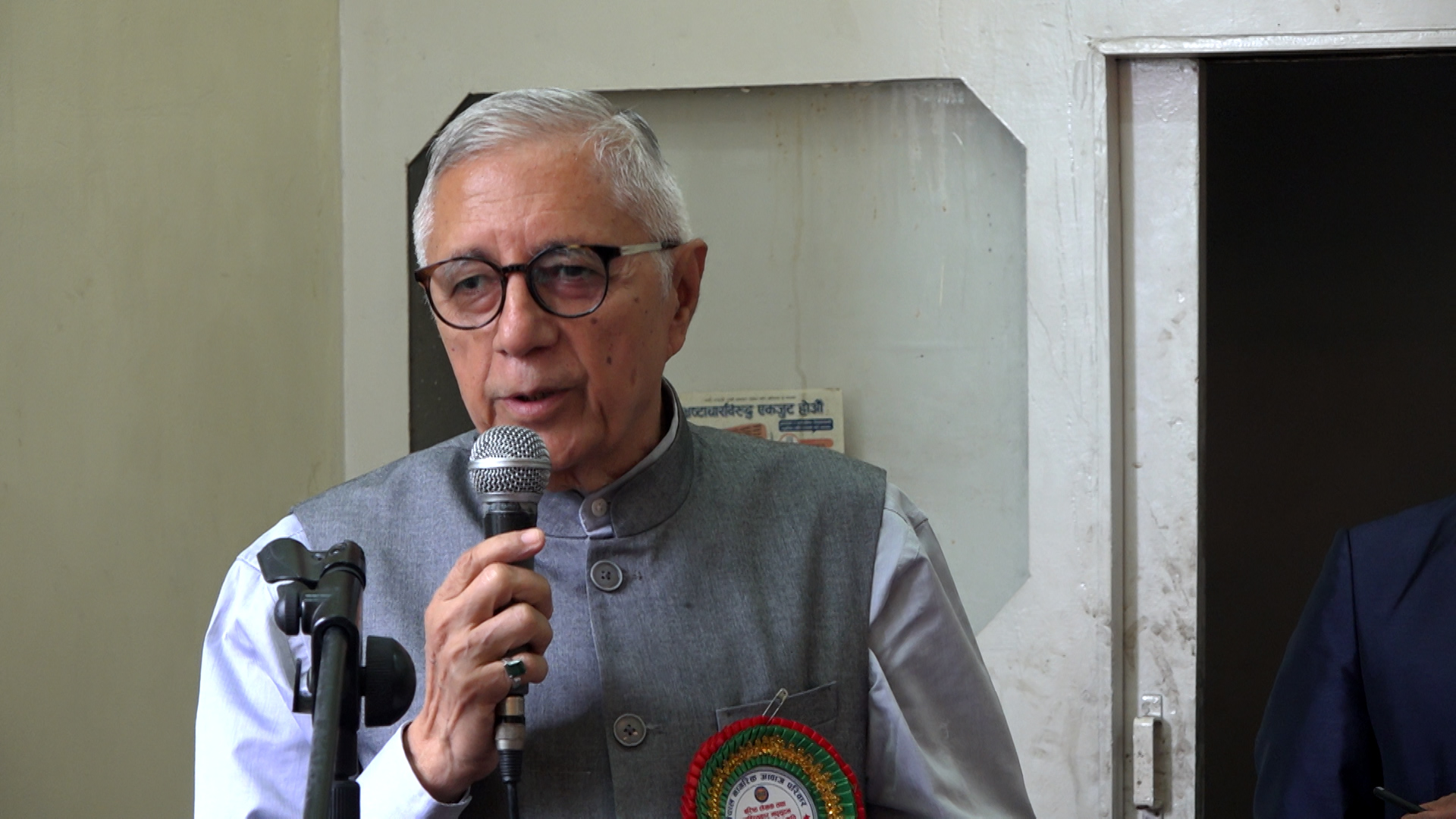 संसदमा आएका विधेयक हेरफेर हुनु गलत छ : डा.कोइराला
