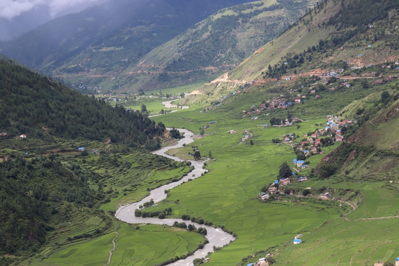 सिञ्जाको सौन्दर्यले मोहित छन् पर्यटक