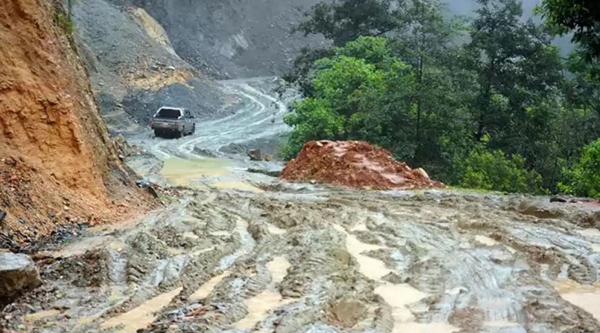 ट्र्याक खुलेको १४ वर्ष, तर गुडाउन मिल्दैन मोटरसाइकल