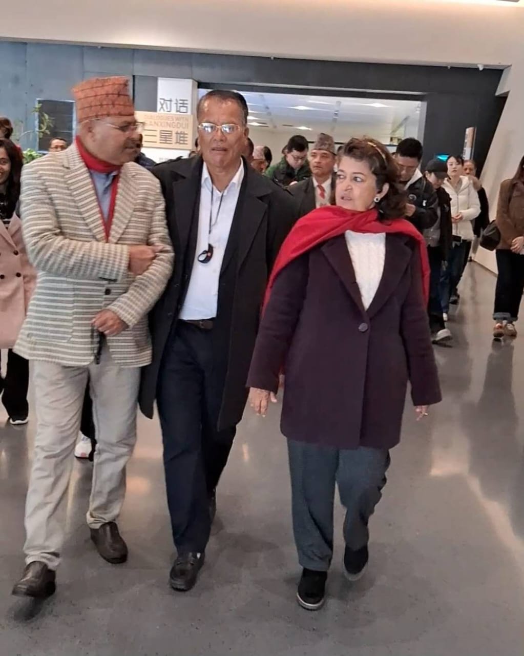सुजाता कोइराला नेतृत्वको काँग्रेस प्रतिनिधिमन्डल चीनको छेन्दुमा,  चिनियाँ नेताहरुसँग छलफल