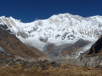 आरोहणको ७२ वर्षपछि सेनाद्वारा अन्नपूर्ण हिमालबाट फोहर सङ्कलन