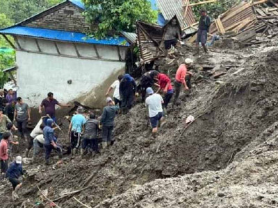 एक महिनामा बाढीपहिरोबाट एक सय एकको मृत्यु