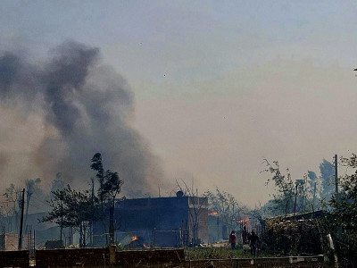जरलहवामा आगलागीबाट दुई वटा बस्ती नै खरानी, ९७ घर जले