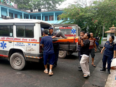 धादिङमा बस दुर्घटना हुँदा २६ घाइते, तीनको अवस्था गम्भीर