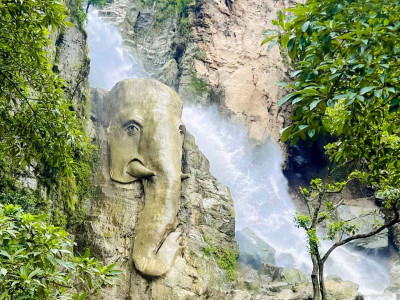 आन्तरिक पर्यटनको गन्तव्यस्थल ‘ऐनापहरा’