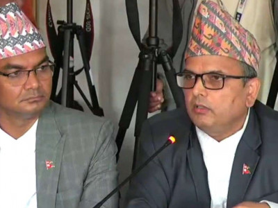 अर्थतन्त्र अप्ठ्यारो अवस्थामा रहेकोले तत्काल विकल्प खोज्न संसदीय समितिलाई सुझाव