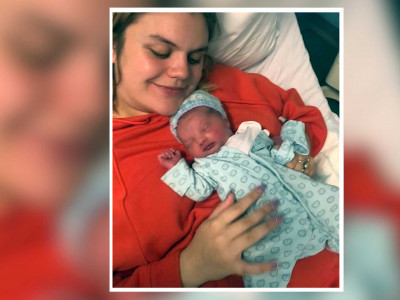 अनौंठो घटनाः २० वर्षीय युवतीले ट्वाइलेटमा जन्माइन् शिशु