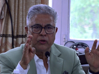 बैंकको उद्देश्य र पैसाको अवधारणामा हामी आफैं कन्फ्युज हुन्छौं : पूर्वगभर्नर नेपाल