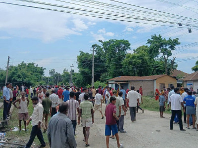 आगो निभाऔँ, खरानीमा राजनीति नगरौँ