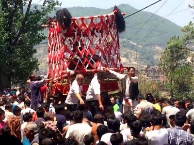 बनेपामा २५ सय वर्ष पुरानो चण्डेश्वरी जात्रा मनाइँदै