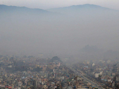 वायु प्रदूषण यस वर्षकै उच्च, डढेलो नियन्त्रण नभए अझै बढ्ने