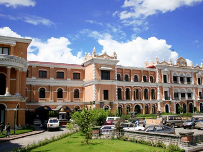 होटल याक एण्ड यतिको पाँच तारे वर्गीकरण र क्यासिनोको इजाजत पत्र रद्द